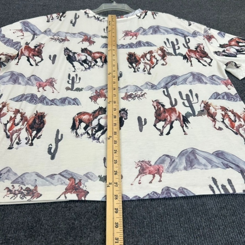 SHEIN Running Horses Women's 2XL Short Sleeve Shirt Mountains Western Cowgirl - Picture 6 of 7